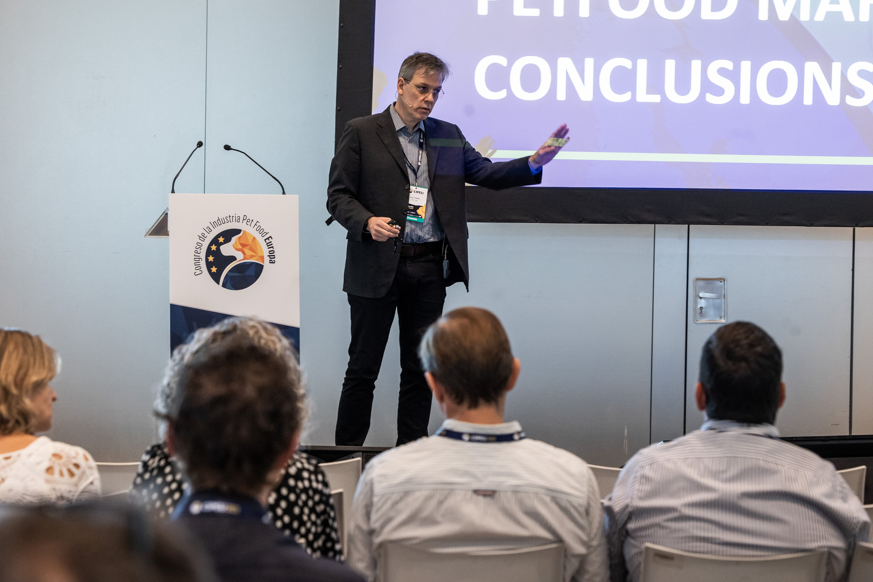 conferencias - cipeu (137)